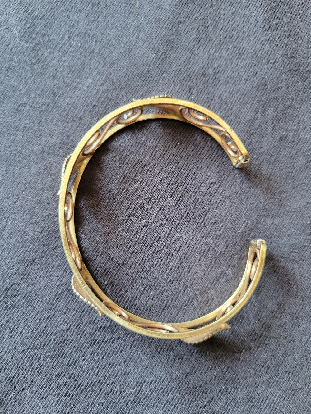 kremitz elegant gold